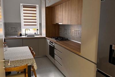 Apartament cu 3 camere decomandat în Central - 3