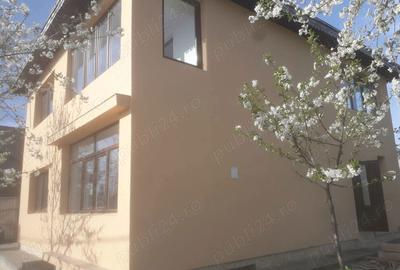 Casă cu 5 camere cu Teren 567 Mp în Târgu Neamț - 6