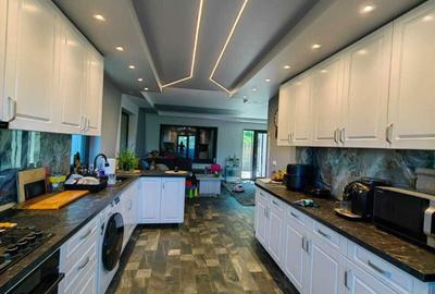 Casă cu 4 camere în Central - 7