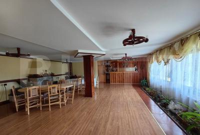 Spațiu comercial, de 200 mp, în Central - 11