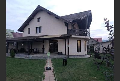 House for sale, 5 Rooms, 200 sqm, 650 sqm, Cărpiniș - 12