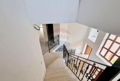 Casa Zona Linistita - 1