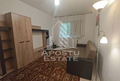 Apartament cu 2 camere nedecomandat, mobilat în Circumvalațiunii - 6