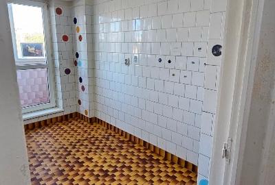 Apartament cu 4 camere decomandat în 13 Septembrie - 9