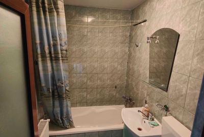 Garsonieră decomandată în Central - 2