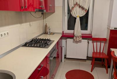 Ultracentral apartament decomandat 3 camere - 1