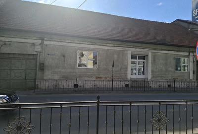 Casă cu Teren 772 Mp în Central - 5