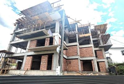 Apartament cu 2 camere decomandat în Vișani
