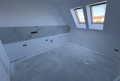 Apartament cu 3 camere semidecomandat în Independenței - 4