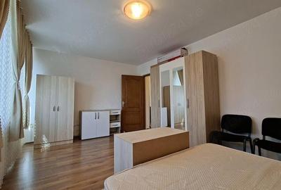 Apartament cu 3 camere decomandat în Gara Mica - 3