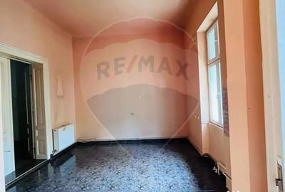 Casă cu 3 camere cu Canalizare în Eminescu - 6