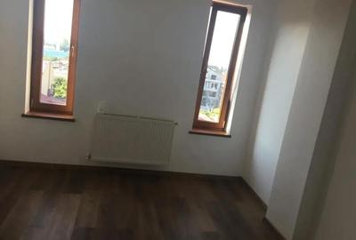 Spațiu comercial, de 60 mp, în Central