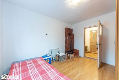 Casă cu 4 camere cu Teren 2450 Mp în Iedera - 11