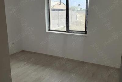 Casă cu Teren 532 Mp în Remetea Mare - 3