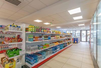 Spatiu comercial de vanzare cartier Tractorul (zona noua) - 3