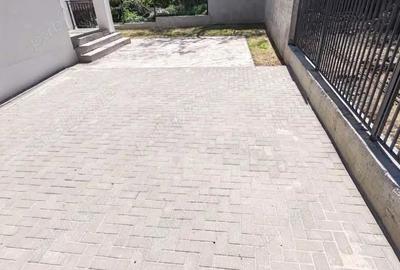Casă cu 4 camere cu Teren 200 Mp în Florești - 7