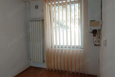 Spațiu comercial, de 50 mp, în Central - 3