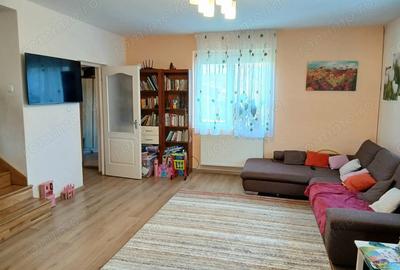 Casă cu 4 camere cu Teren 410 Mp în Central