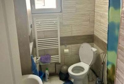 Apartament cu 2 camere decomandat în Nicolina