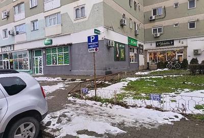 Spațiu comercial, de 40 mp, în Tineretului - 4