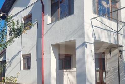 Casa-VILA deosebita ,mobilata plus toate facilitatile - 1