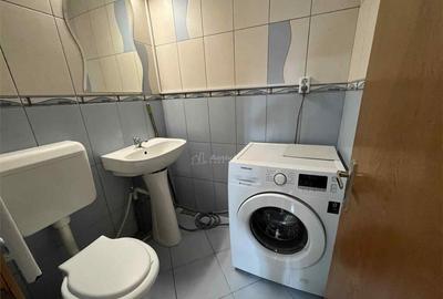 Apartament 3 camere - spatios - decomandat - Novaci - 5 min - 3