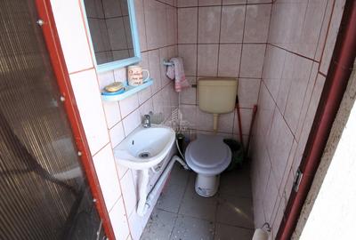 Casă individuală cu 4 camere cu Canalizare în Roman - 9