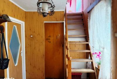 Casă cu 4 camere în Leș - 8
