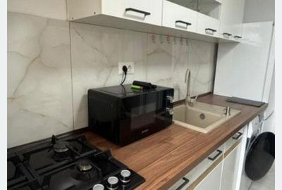Apartament cu 2 camere semidecomandat în Tomis Nord - 1