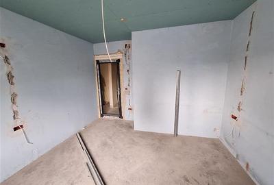 Apartament cu 2 camere decomandat în Mioriței - 3