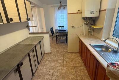 Casă cu 5 camere cu Teren 300 Mp în Falezei - 11