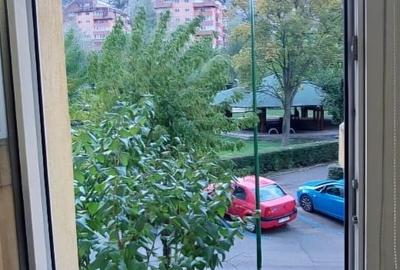 Apartament cu 3 camere decomandat, mobilat în Răcădău - 1