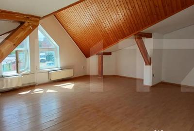 Spațiu comercial, de 375 mp, în Central - 6