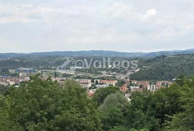 Resita, de vanzare casa, doua corpuri, teren 5800 mp, Resita, de vanzare casa, doua corpuri, teren 5800 mp, - 13