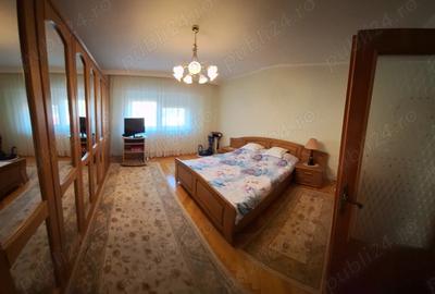 Apartament cu 3 camere semidecomandat în Faleza Nord - 3