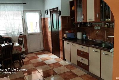 Vand casa curte 500 m.p. si construc?ie 150m.p. in Chitila Ilfov. - 10