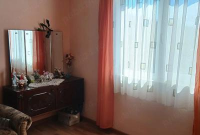Casă cu Teren 914 Mp în Fundeni