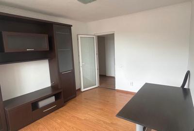 Apartament cu 3 camere decomandat în Tomești - 2