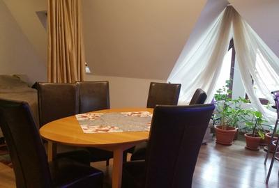 CASA CENTRUL ISTORIC- SINGUR IN CURTE CU MAI MULTE APARTAMENTE - SCHEI - 2