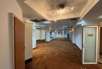 Spațiu comercial, de 1,200 mp, în Victoriei - 1