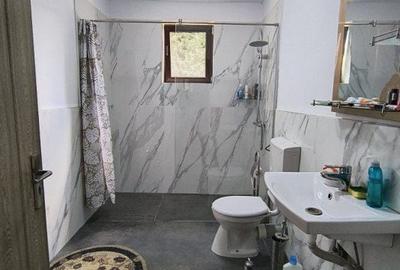 Casă cu 4 camere cu Canalizare în Chișoda - 3