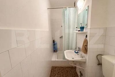 Apartament cu 4 camere decomandat în Central - 8