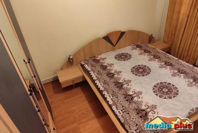 De închiriat apartament 3 camere decomandat – zona Port - 5