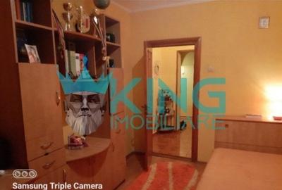 Apartament cu 3 camere decomandat, mobilat în Buzaului