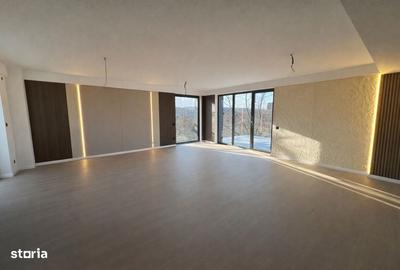 Casă cu 5 camere cu Teren 500 Mp în Baciu