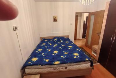 Apartament cu 2 camere decomandat în Micro 6 - 3