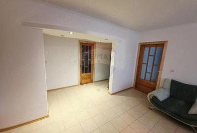 Apartament cu 4 camere de vanzare in zona Calea Romanului - 4