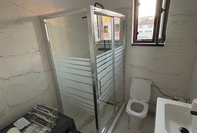 Casă cu 3 camere cu Teren 123 Mp în Central - 1