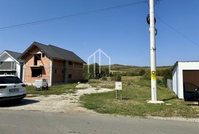 Teren Construcții intravilan de 600 mp, în Hamba - 1