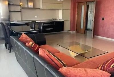 Apartament cu 2 camere decomandat în - 8